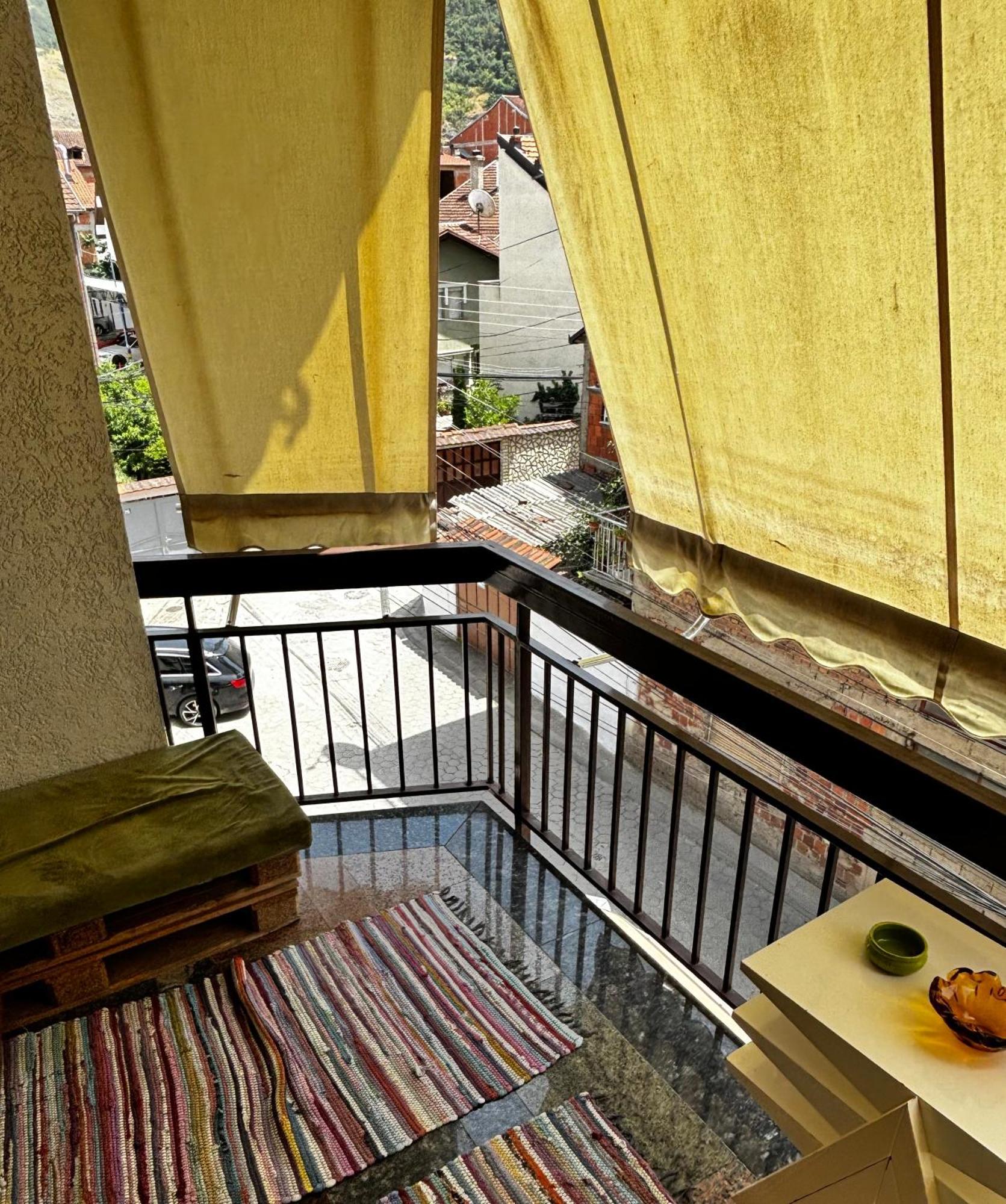 Cozy City Center Apartment Призрен Экстерьер фото